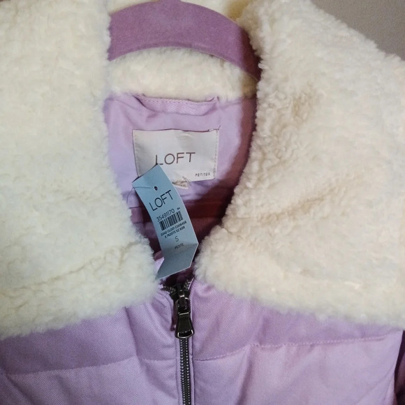 LOFT Petite Shearling Collar Puffer Jacket in Sheer Violet Zip Up Size  S NWT - Picture 5 of 14